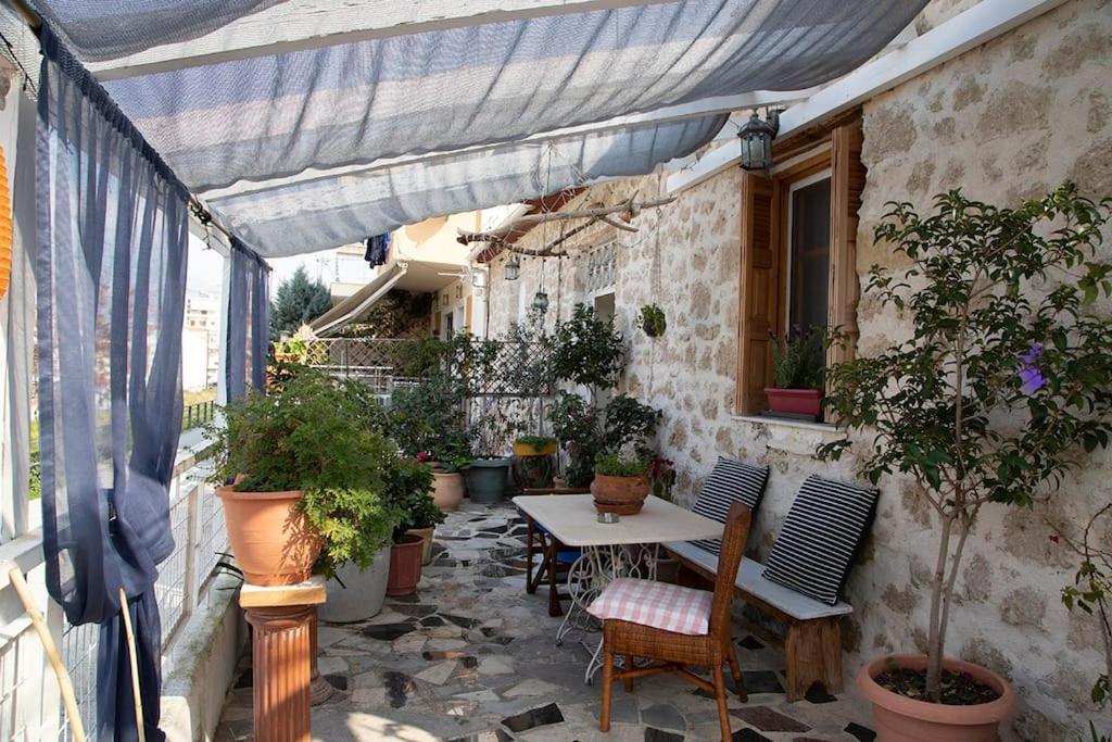 Stone Suite In The Center Of Corinthe Extérieur photo
